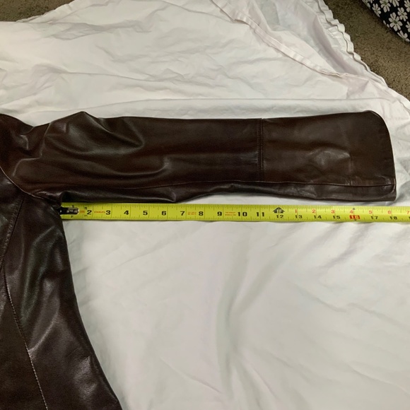 Danier Brown Leather Military-Style Italian Leather Blazer (Women’s medium) - Picture 7 of 13